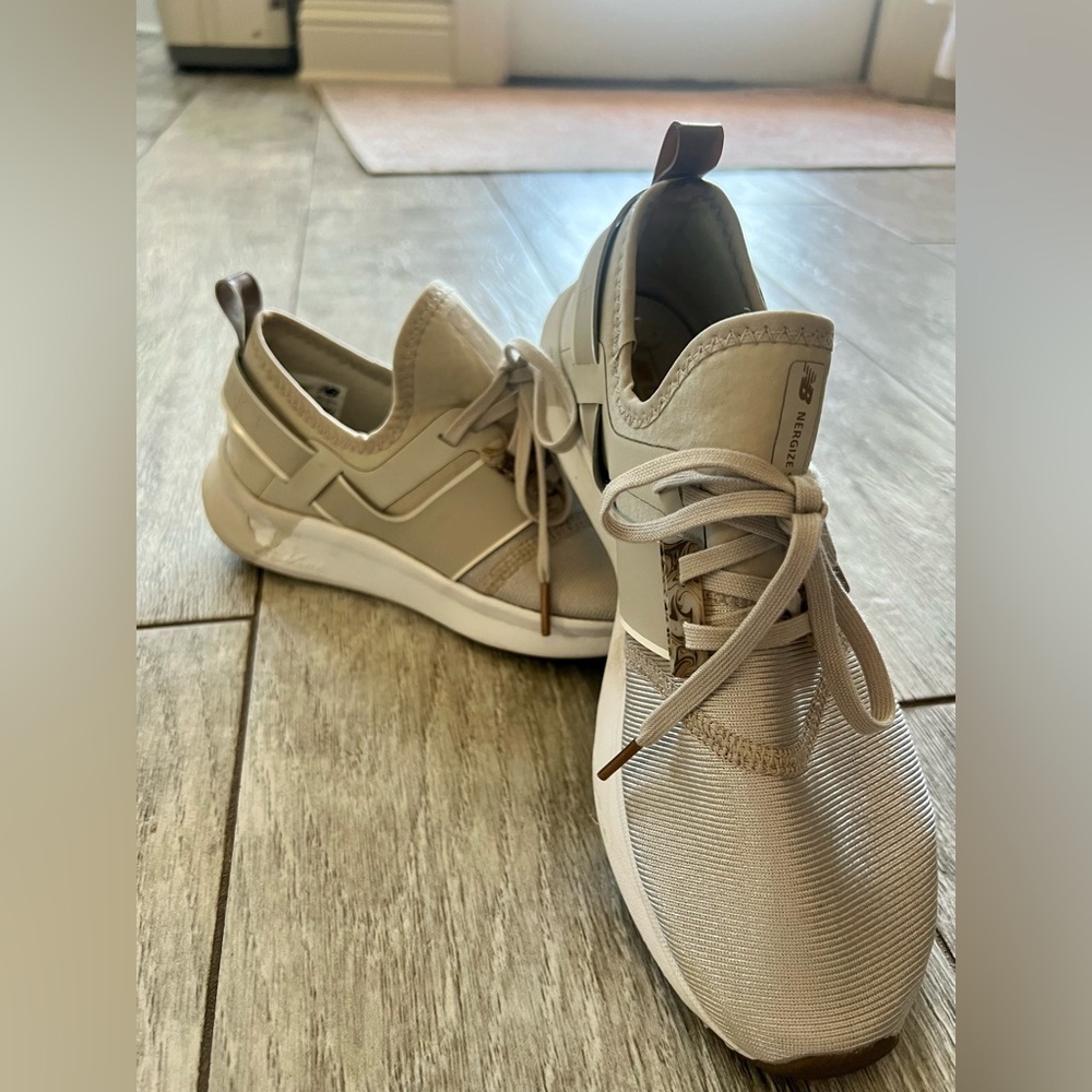 Like new New Balance Nergize Running Shoes